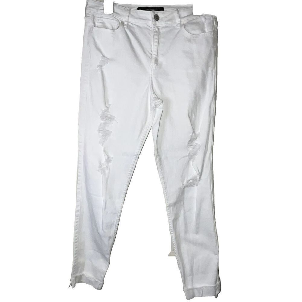 Hollister Jeans Wmns Waist 30 High Rise Crop‎ Distressed White Rolled Hem